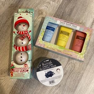 Sold Bath Bundle! Face masks and bath bombs NWT